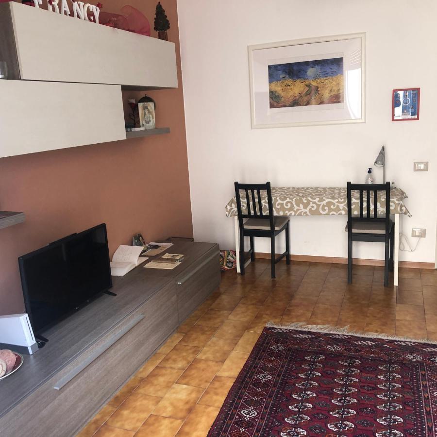 Apartment Parmense Extérieur photo